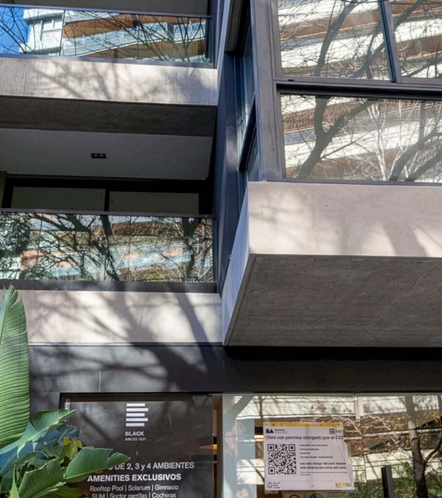 Teknum Arcos Black 1